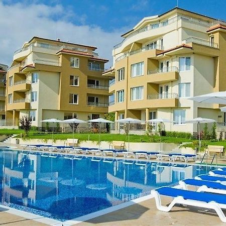Аппартамент Pines Beach Resort Bjala Exteriér fotografie