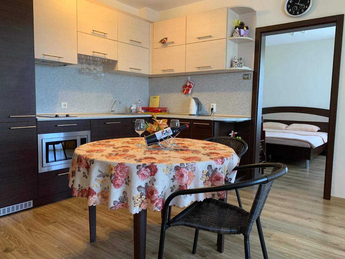 Аппартамент Pines Beach Resort Bjala Exteriér fotografie