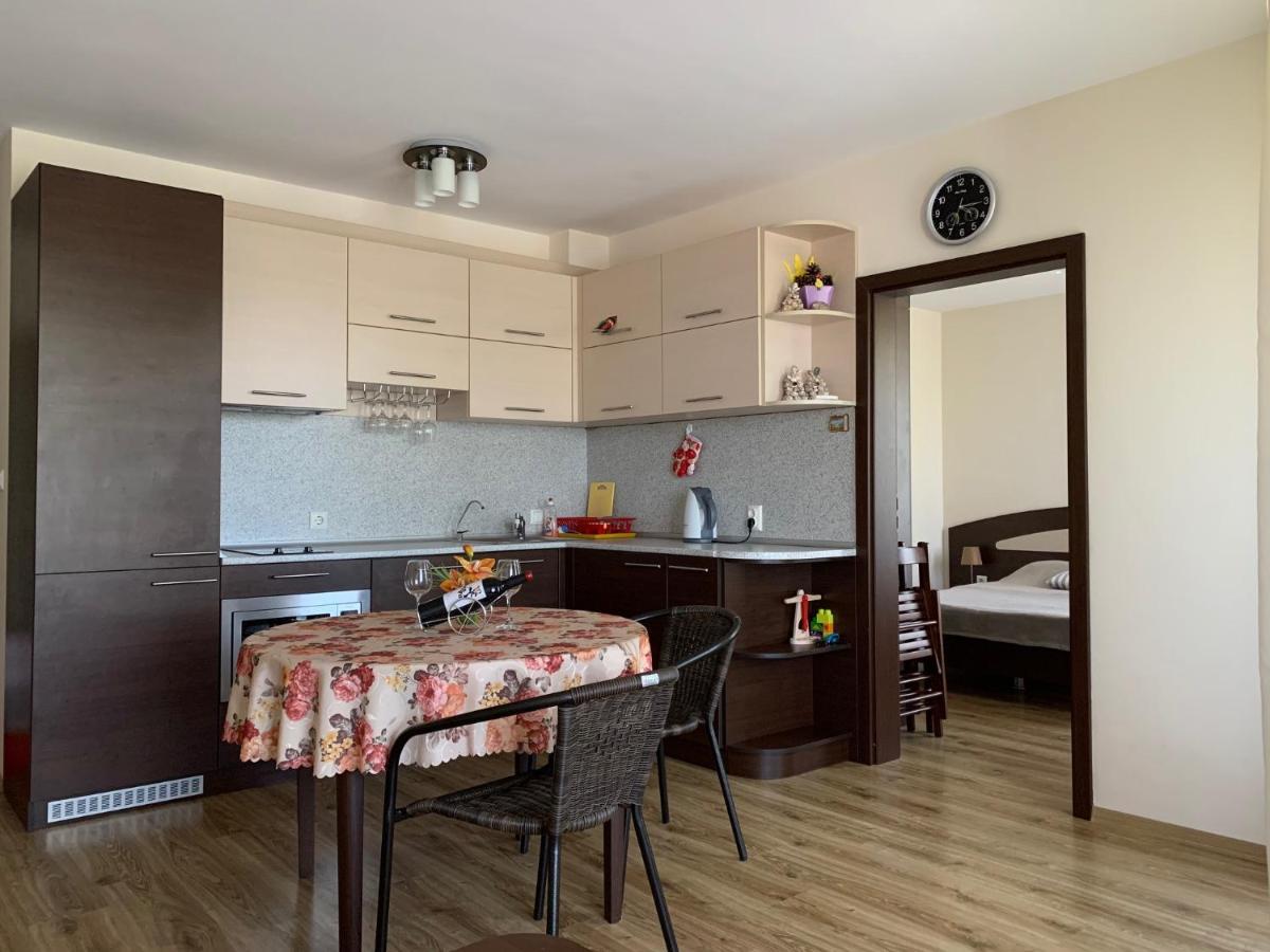 Аппартамент Pines Beach Resort Bjala Exteriér fotografie